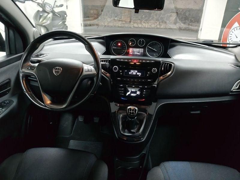Lancia Ypsilon Ypsilon 1.2 69 CV 5 porte S&S Platinum GPL
