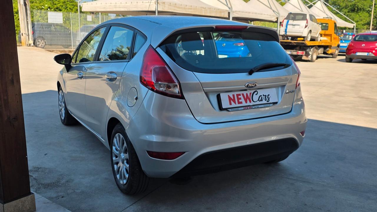 Ford Fiesta 1.5 TDCi 75CV 5 porte Titanium
