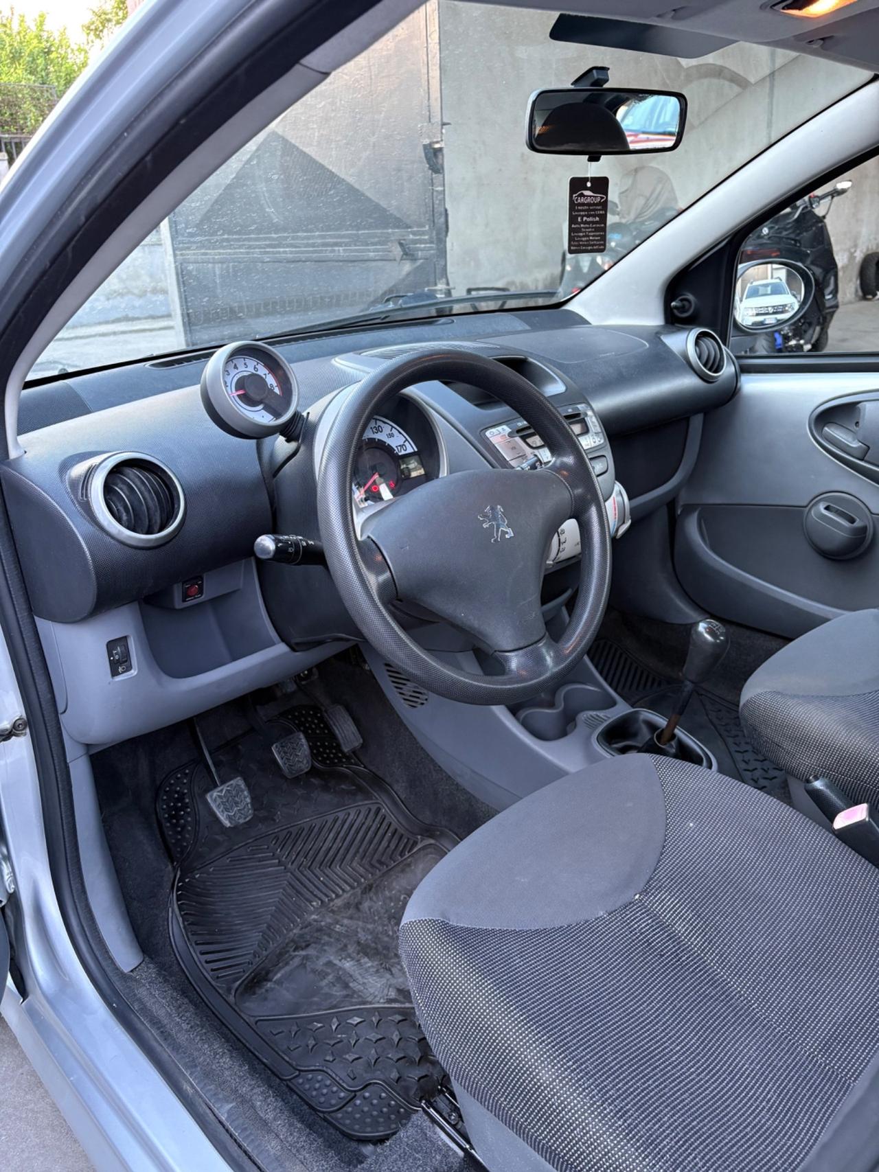 Peugeot 107 1.0 68CV 5p. buonissime condizioni