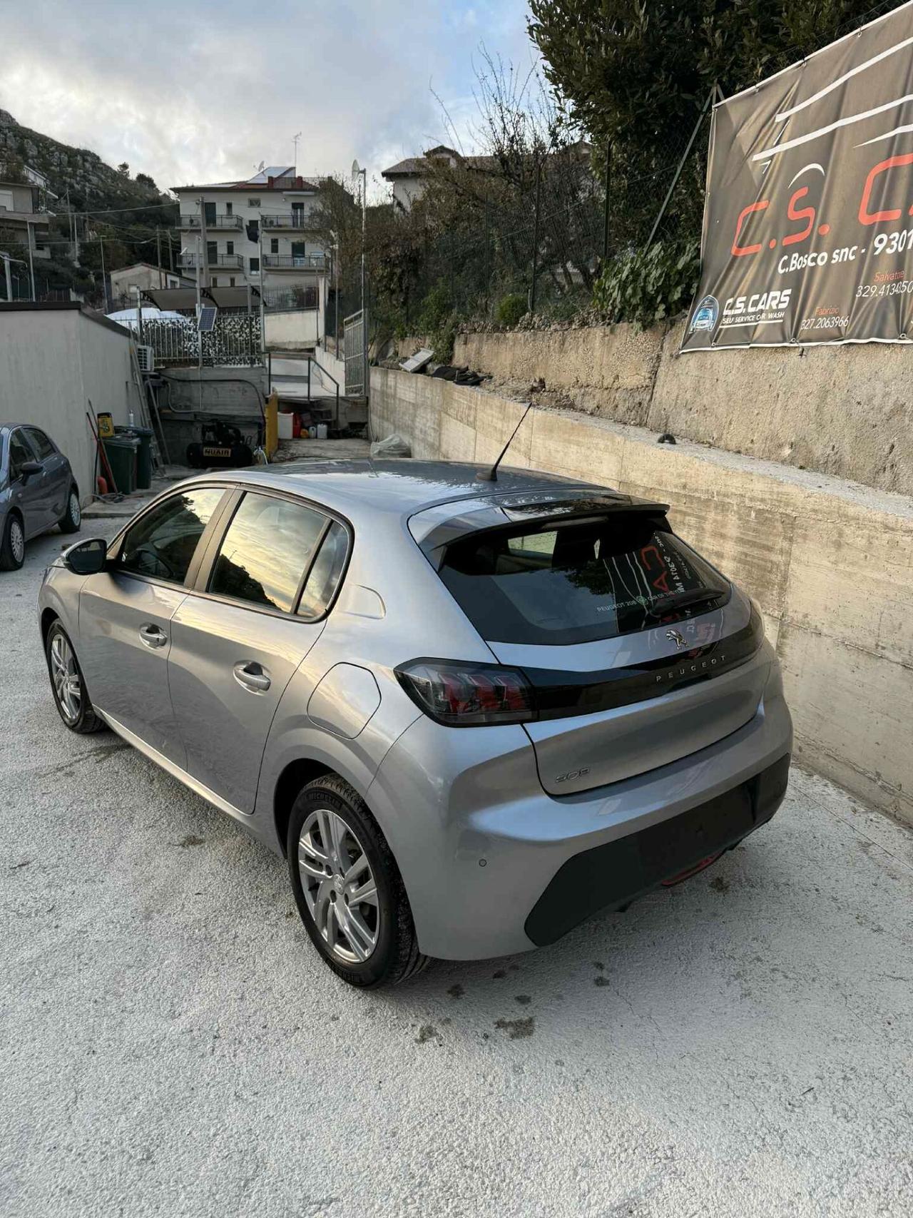 Peugeot 208 BlueHDi 100 Stop&Start 5 porte Allure Navi Pack