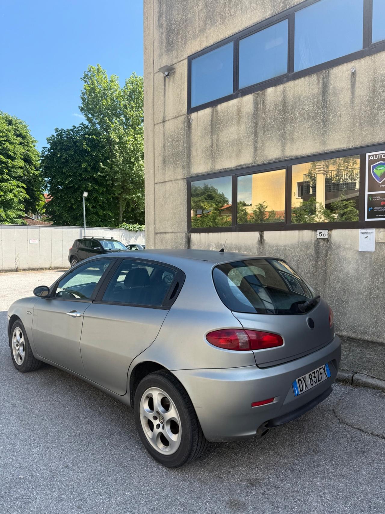 Alfa Romeo 147 1.9 JTD M-JET 16V 5 porte Exclusive