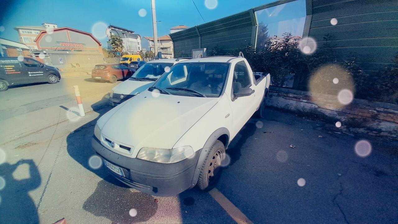 Fiat Strada 1.9 diesel Pick-up