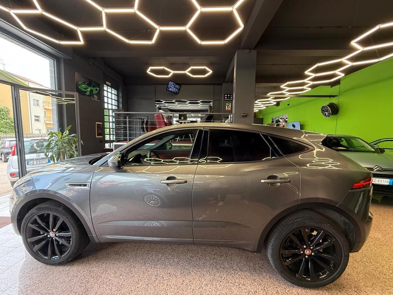 Jaguar E-Pace 2.0D 150 CV AWD aut. R-Dynamic SE