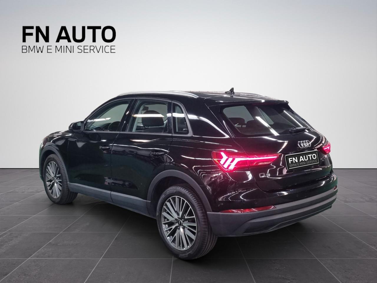 Audi Q3 35 TDI S tronic Business