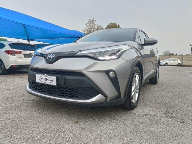 TOYOTA C-HR 1.8 Hybrid E-CVT Business