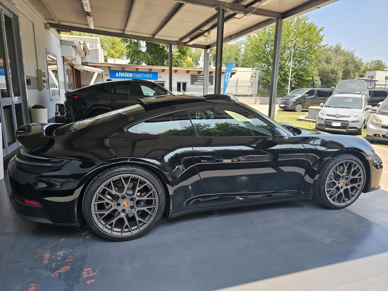 Porsche 911 Carrera