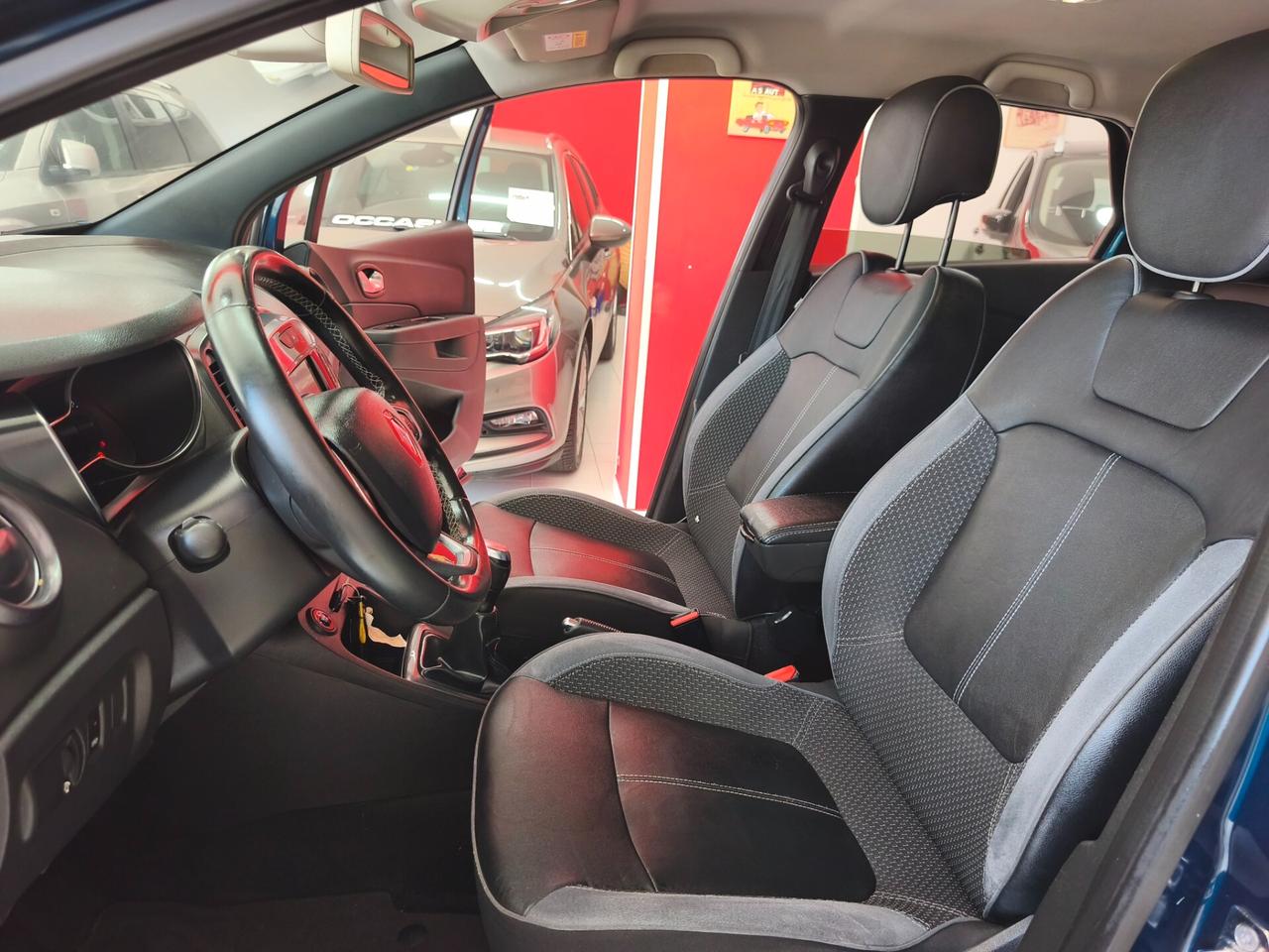Renault Captur dCi 8V 90 CV EDC Sport Edition