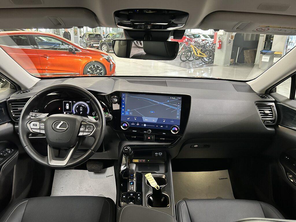 Lexus NX 2.5 Hybrid Premium 4WD e-CVT