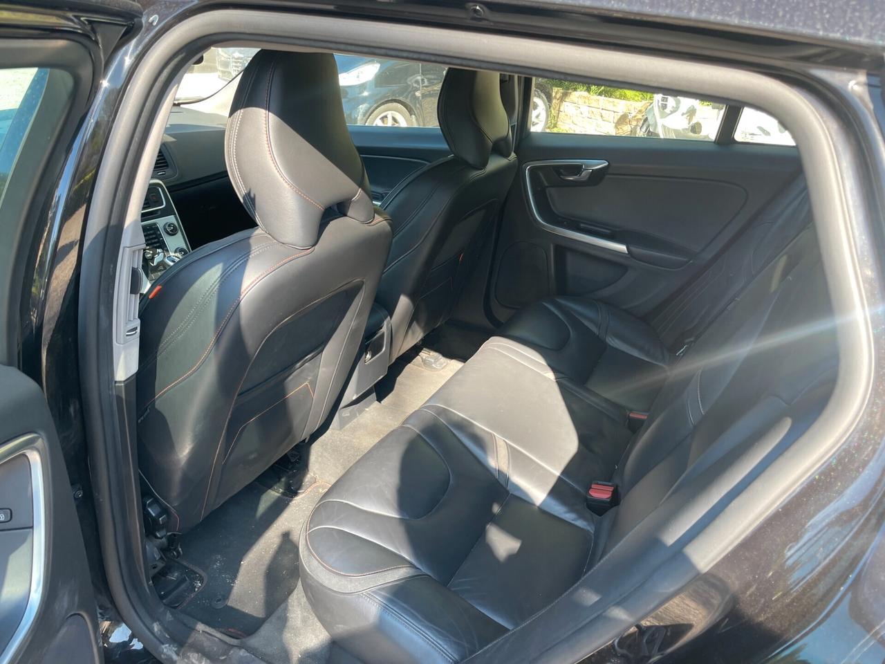 Volvo V60 D2 kinetic