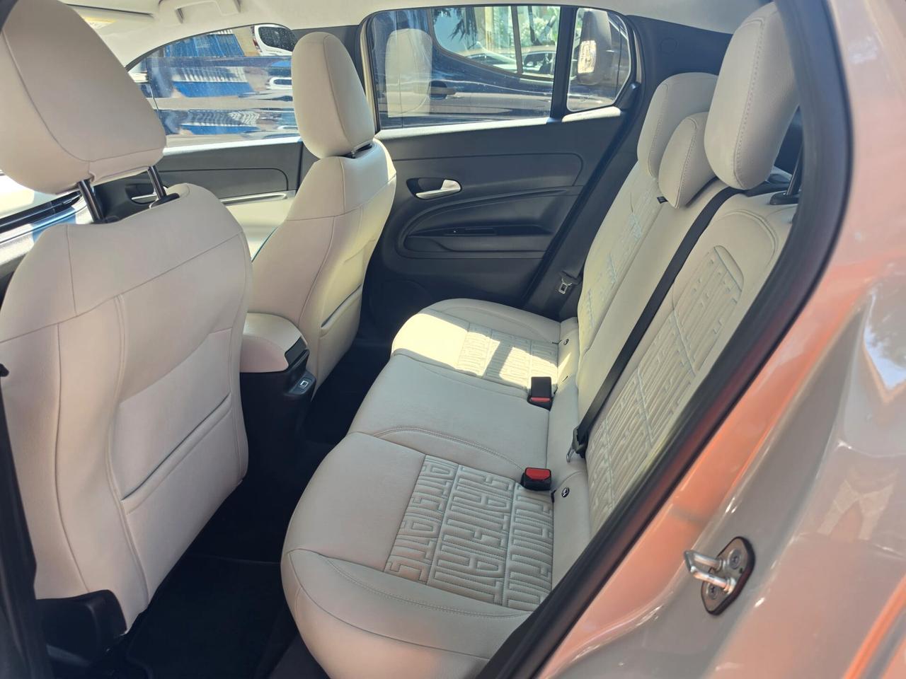 Fiat 600 Hybrid 110 CV DCT MHEV La Prima rate da 99,00