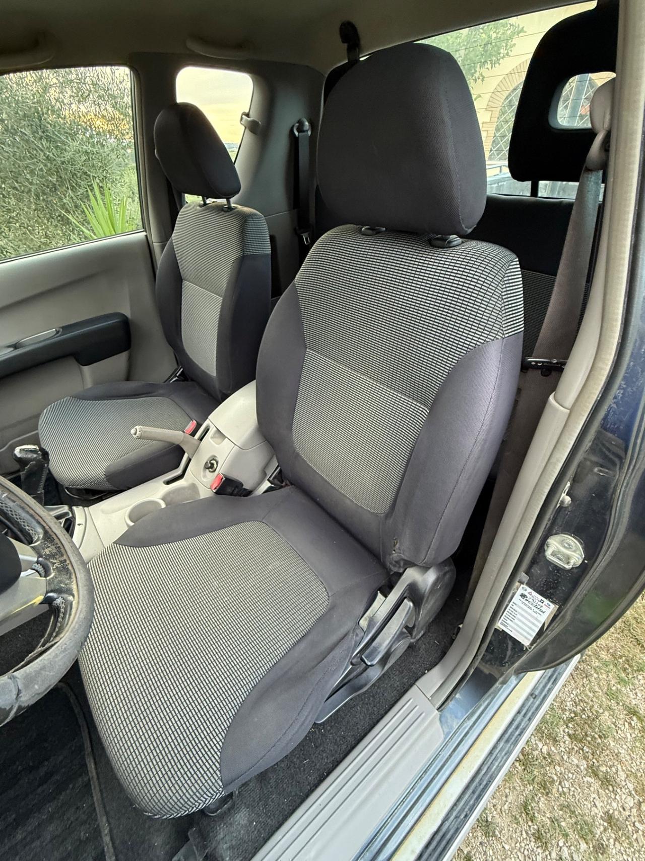 Mitsubishi L200 2.5 DI-D/136CV Single Cab Inform