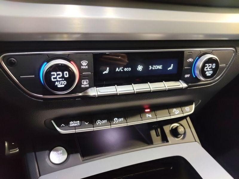 Audi Q5 Q5 40 2.0 tdi mhev 12V S line quattro s-tronic