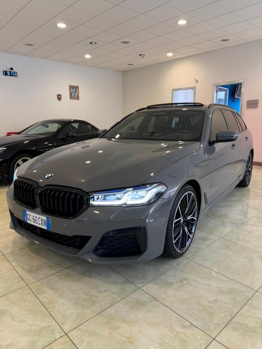 BMW - Serie 5 Touring - 530d xDrive Msport