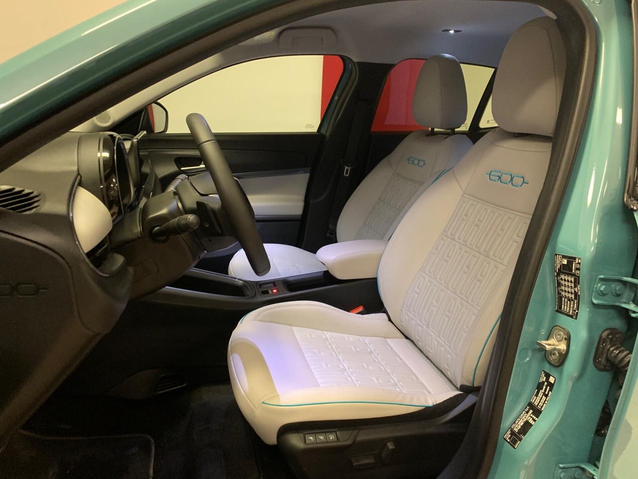 FIAT 600 HYBRID 100 CV DCT LA PRIMA