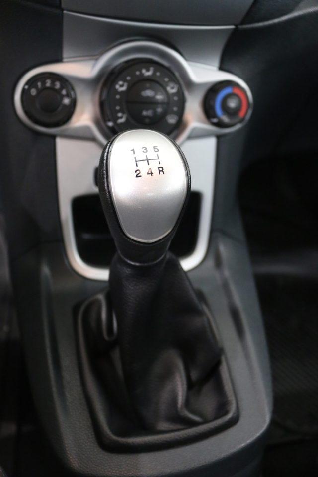 FORD Fiesta 1.2 60CV 5 porte "" NEOPATENTATI ""