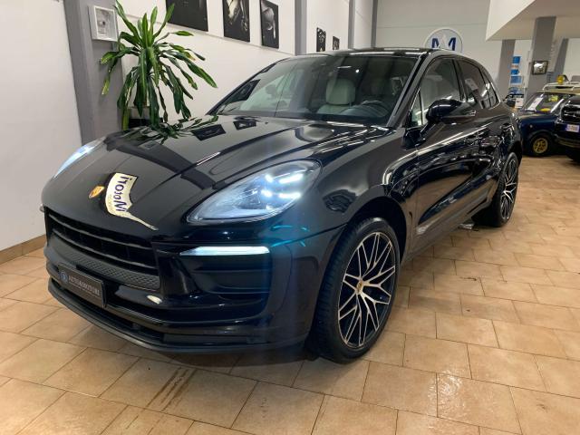 Porsche Macan Macan I 2022 2.0 265cv pdk IVA ESPOSTA