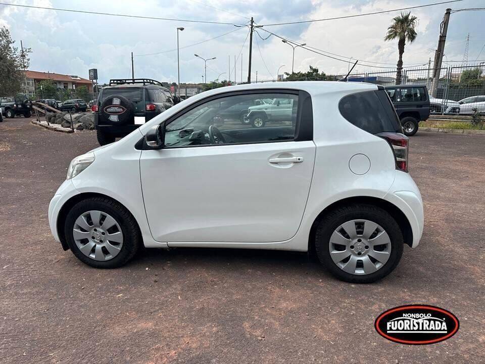 Toyota iQ 1.0 CVT Trend