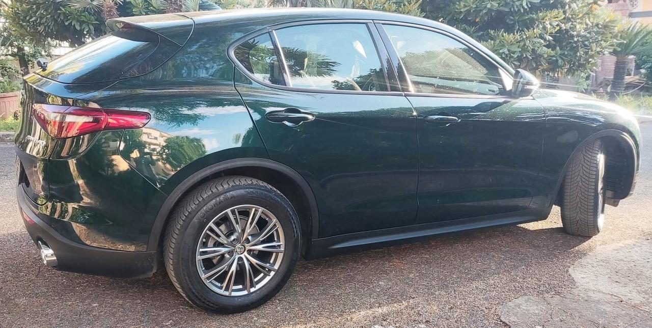 Alfa Romeo Stelvio 2.2 Turbodiesel 160 CV AT8 RWD Business