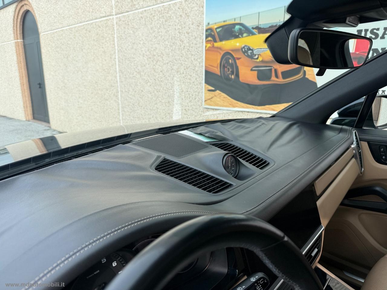 PORSCHE Cayenne 3.0 V6 E-Hybrid TETTO 21 CAMERA FULL