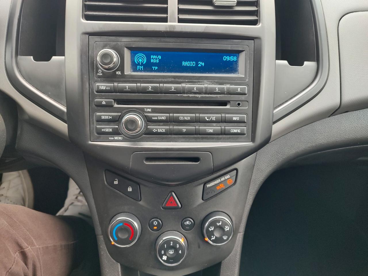 Chevrolet Aveo 1.2 70CV 5 porte LS, OK NEOPATENTATI, GARANZIA L.12 MESI.