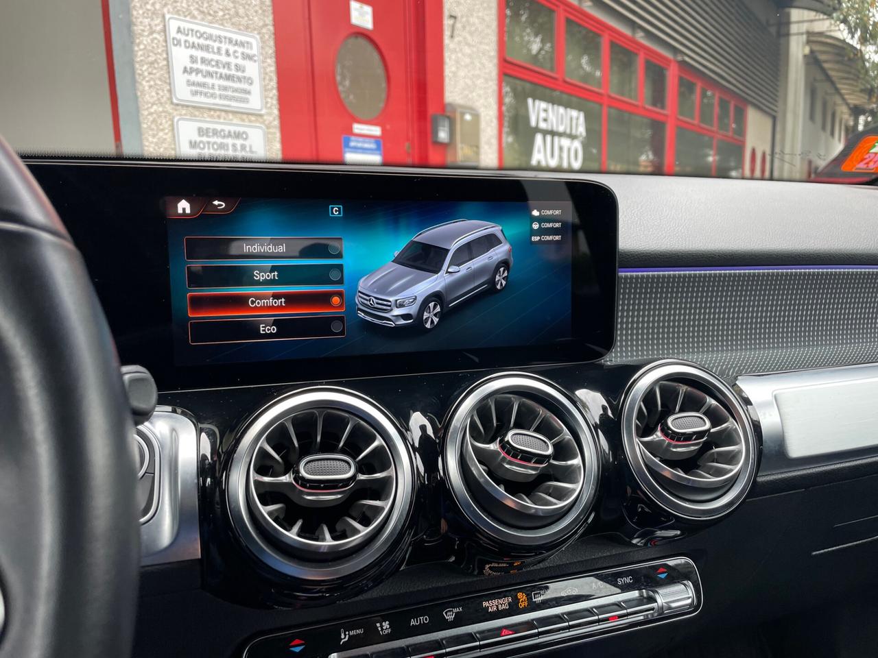 Mercedes-benz GLB 200 Sport Plus 4 anni di garanzia Mercedes