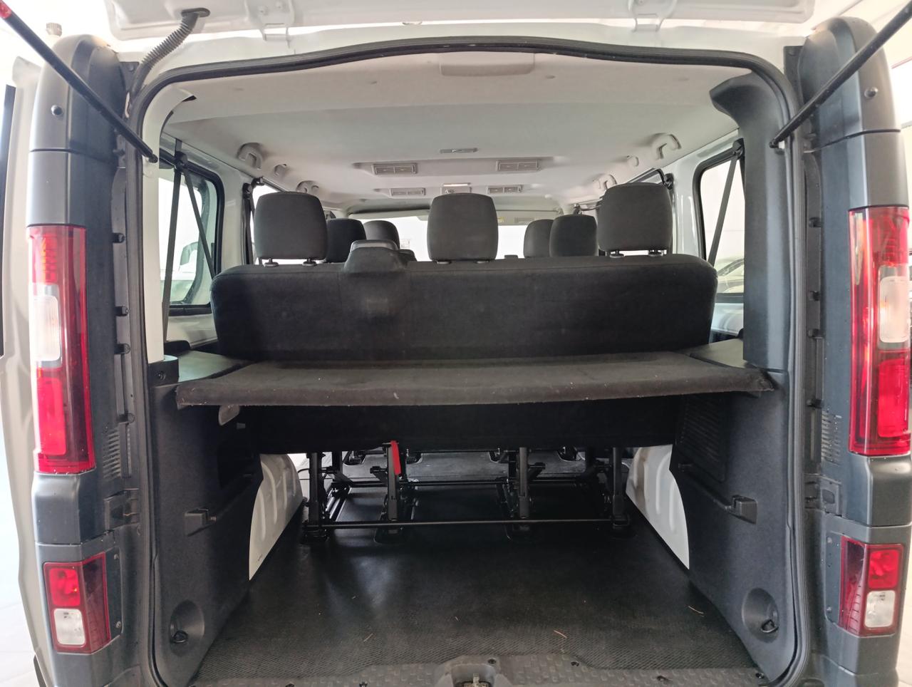 NISSAN Primastar bus 2.0 dci 110cv S&S L1H1 9p.ti