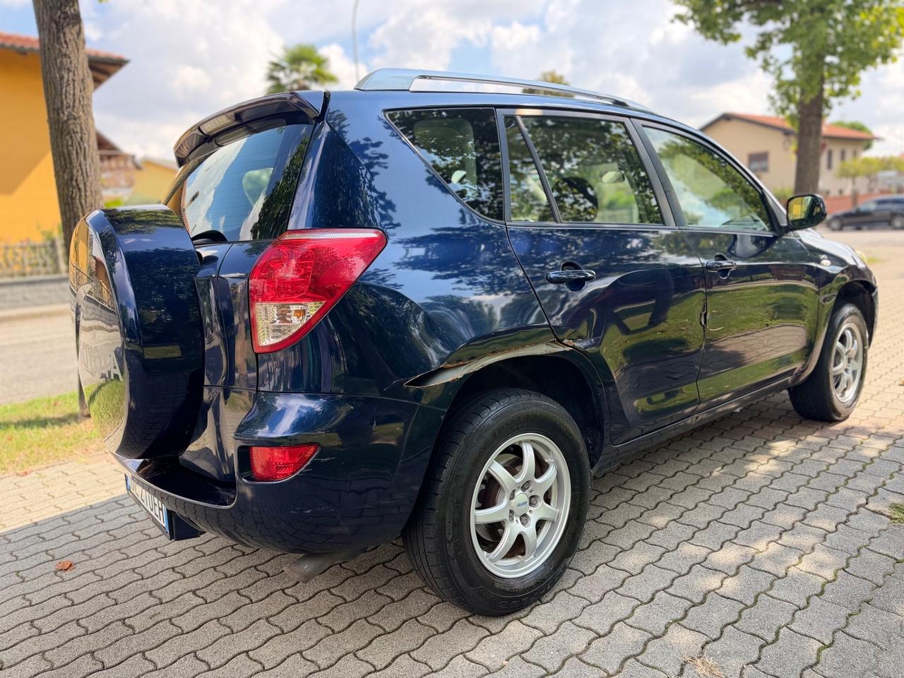 Toyota RAV 4 RAV4 2.2 D-4D 136 CV Luxury