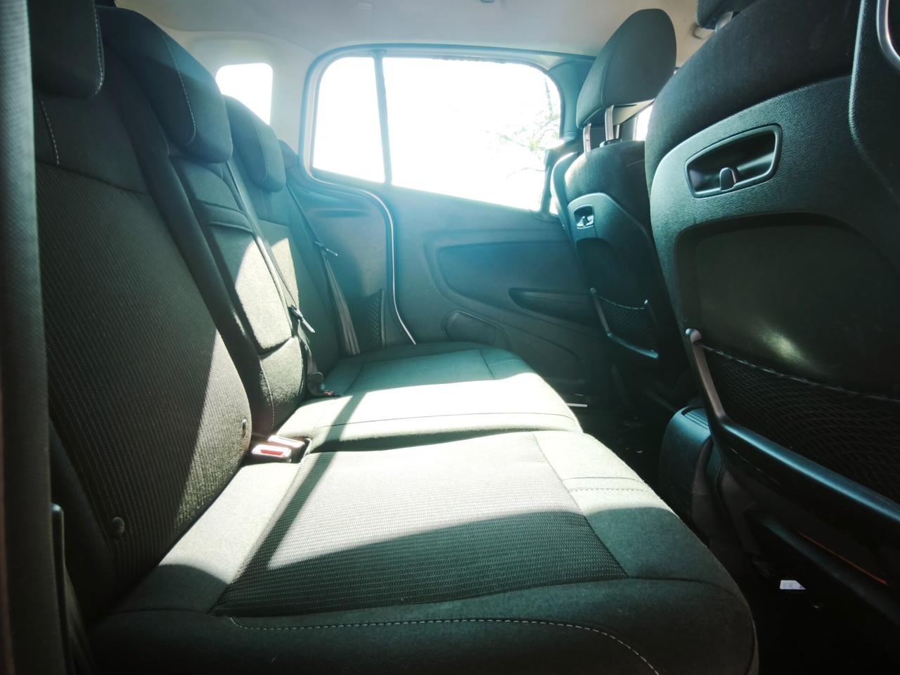 Ford B-Max 1.4 90 CV GPL Titanium