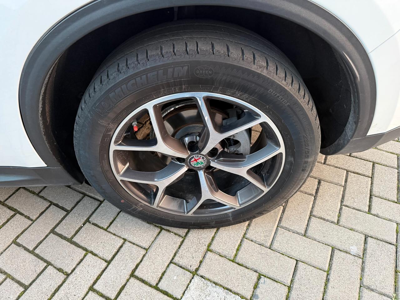 Alfa Romeo Stelvio 2.2 Turbodiesel 210 CV AT8 Q4 Business