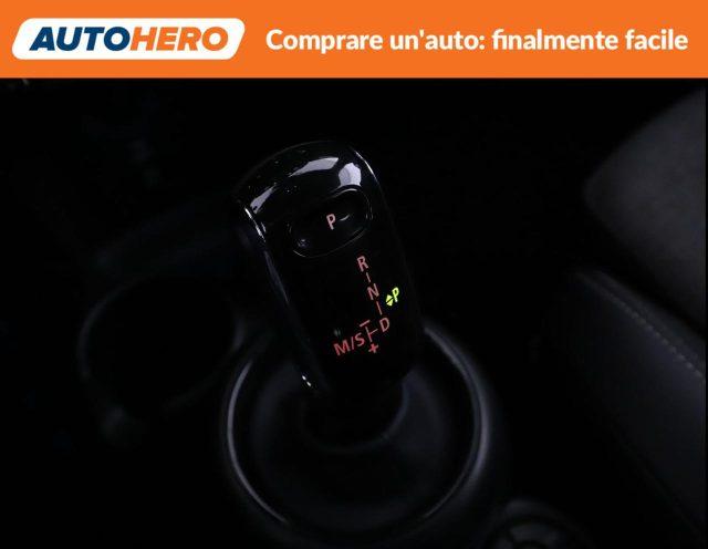MINI Cooper 1.5 Cooper Essential 5 porte