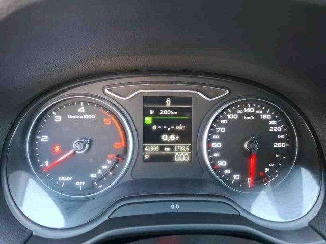 AUDI Q2 30 TDI S-Tronic Advanced Fari LED, Carplay, ACC