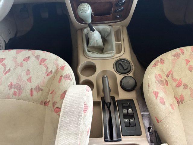 MAHINDRA Goa 2.5 CRDe 4WD 4X4 6 PSOTI KM E MOTORE ORIGINALI