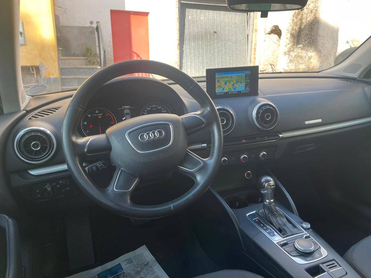 Audi A3 1.6 TDI clean diesel S tronic Ambition