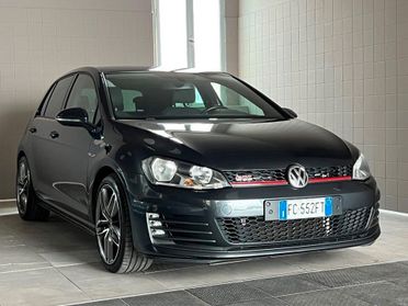 Volkswagen Golf GTI Performance 2.0 TSI DSG 5p