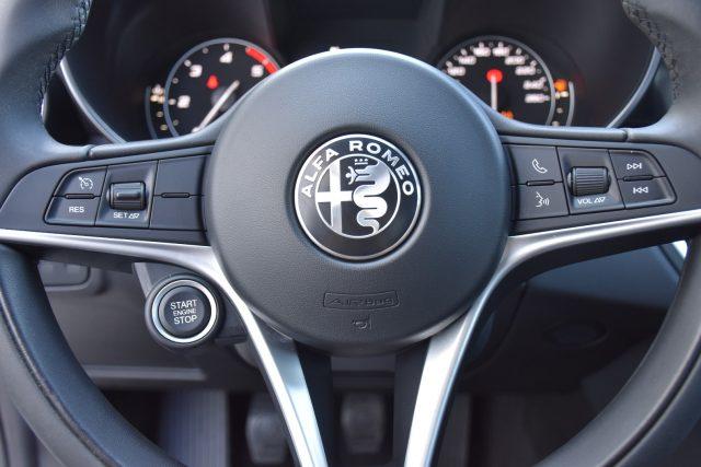 ALFA ROMEO Giulia 2.2 Turbodiesel 180 CV Super *Navigatore*
