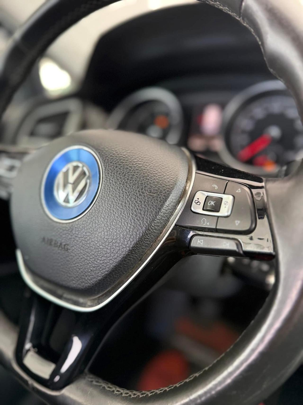 Volkswagen Golf 1.6 TDI 5p. 105cv