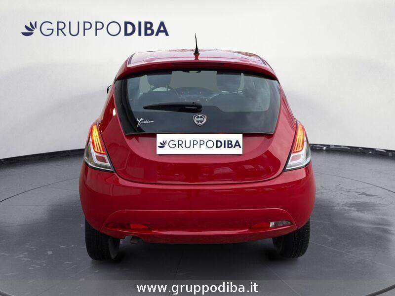Lancia Ypsilon III 2011 Benzina 0.9 t.air Elefantino ecochic metano 80cv E