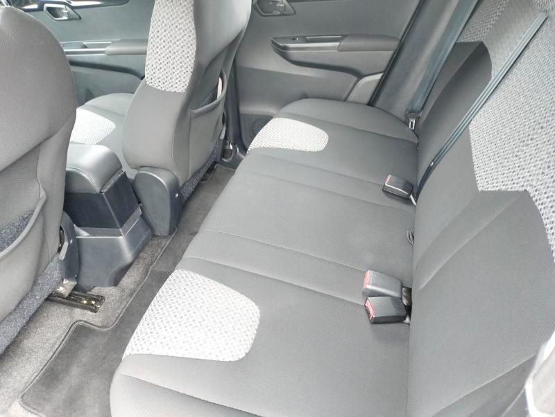 Mahindra KUV100 1.2 K8