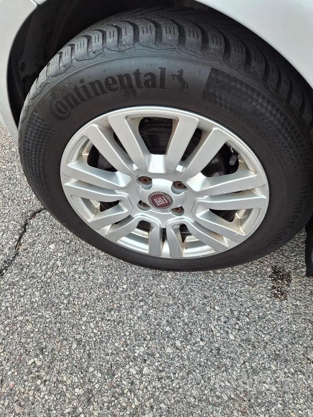 Fiat punto anno 2015 neopatentati