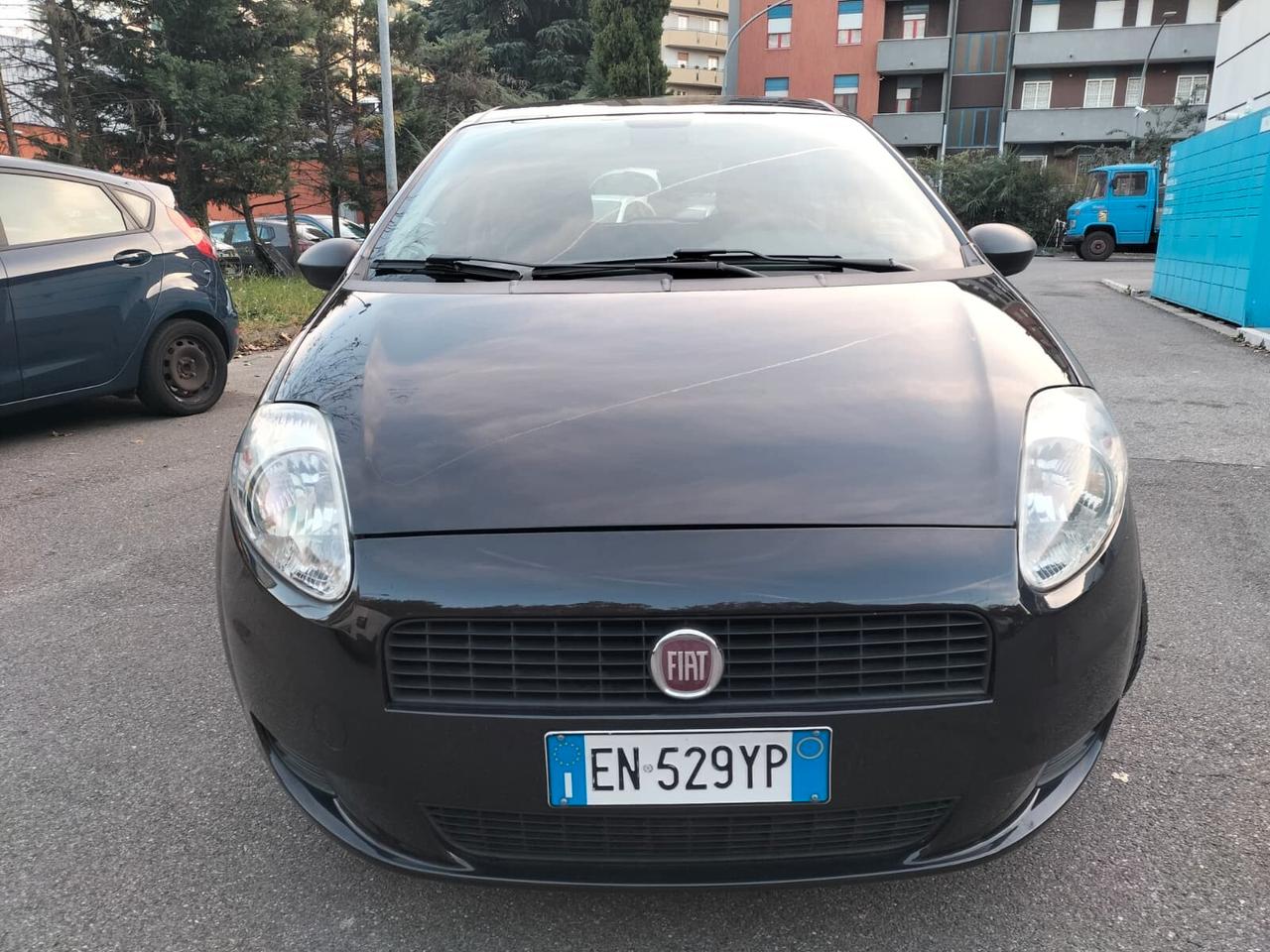 Fiat Punto - TENUTA MOLTO BENE!!!