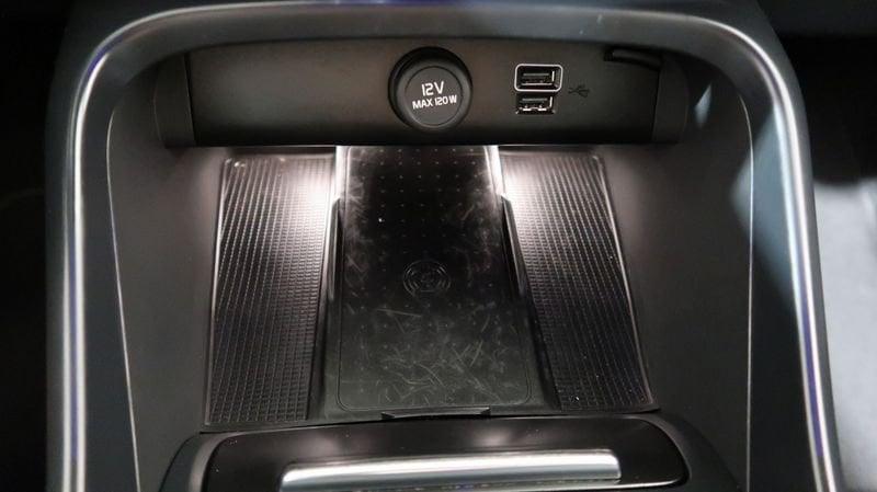 Volvo XC40 Recharge T4 Plug-in Hybrid auto Recharge Core