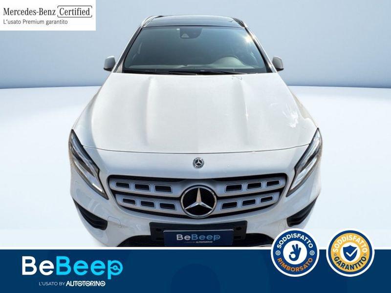 Mercedes-Benz GLA 180 PREMIUM AUTO