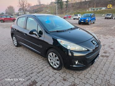 Peugeot 207 1.4 8V 75CV 3p. ONE Line