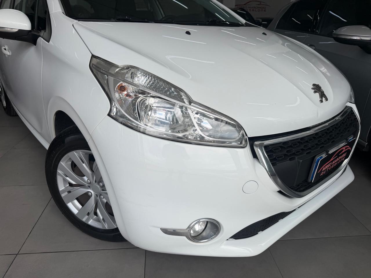 Peugeot 208 1.2 BENZ 5 porte FINANZIABILE