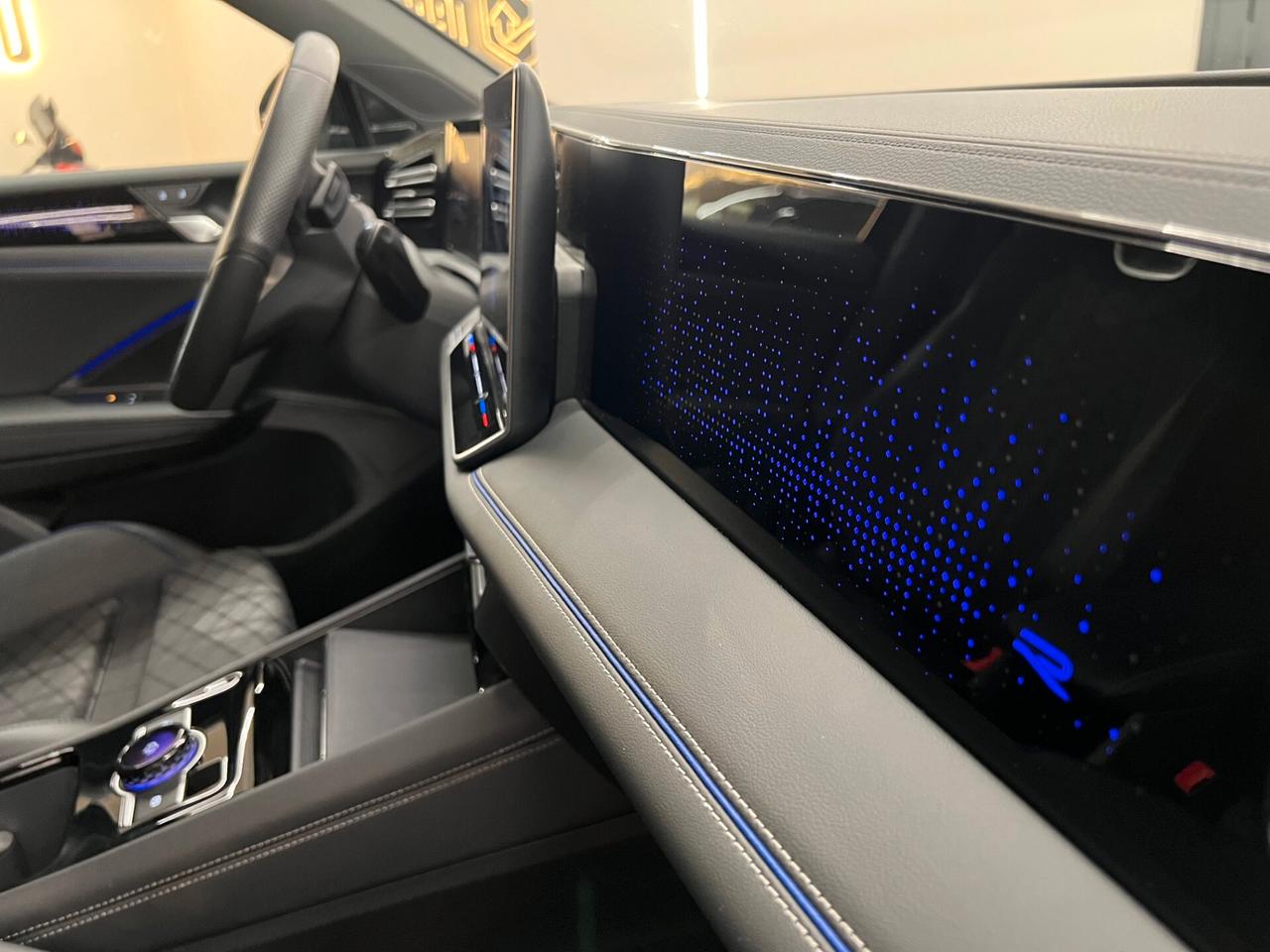 Volkswagen Tiguan 2.0 TDI 150 CV DSG R-Line