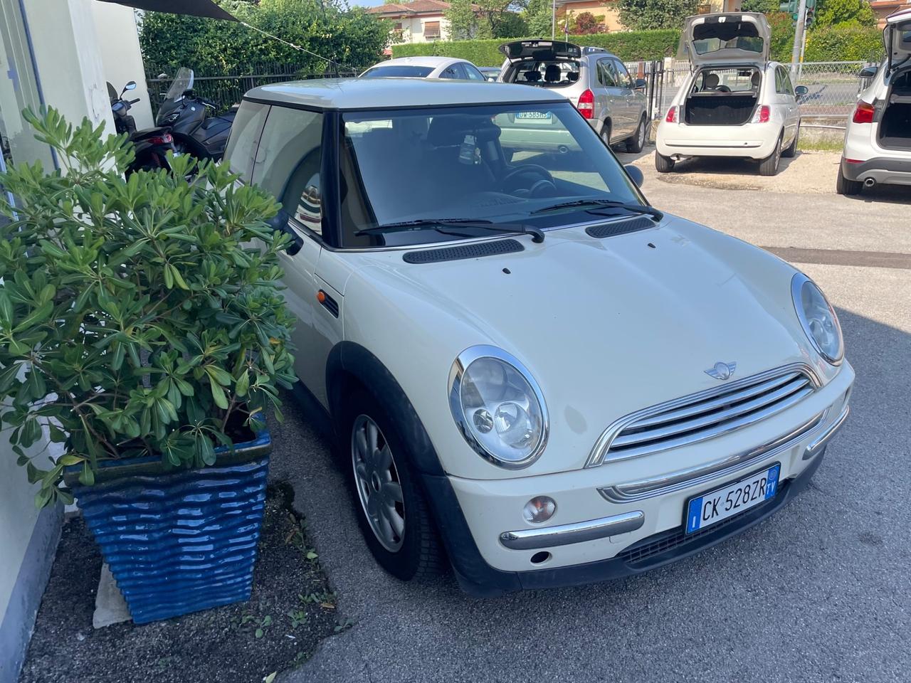 Mini Mini 1.4 tdi One D de luxe