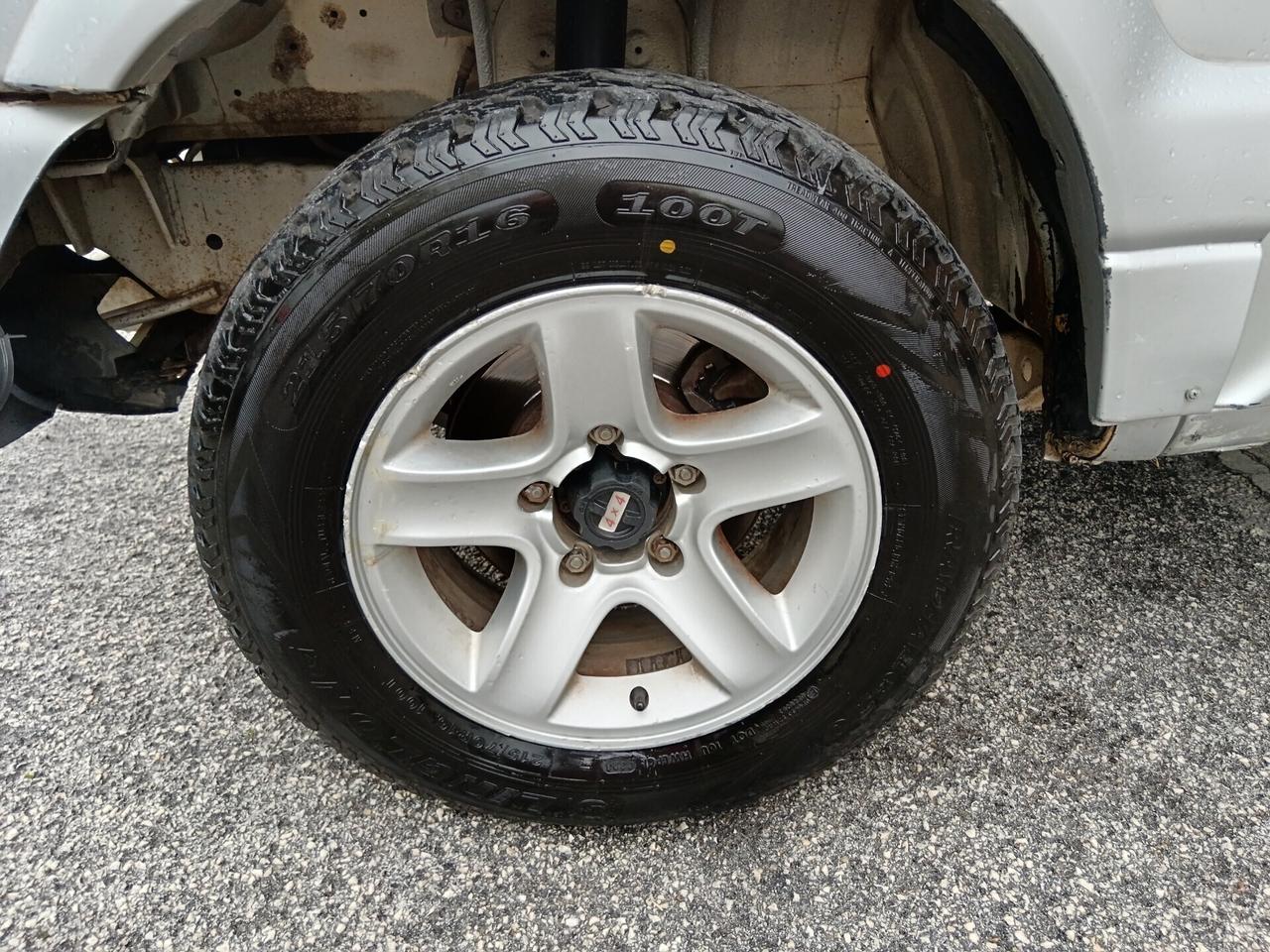 Suzuki Grand Vitara 2.0 TD 4X4 AUTOCARRO 2 POSTI