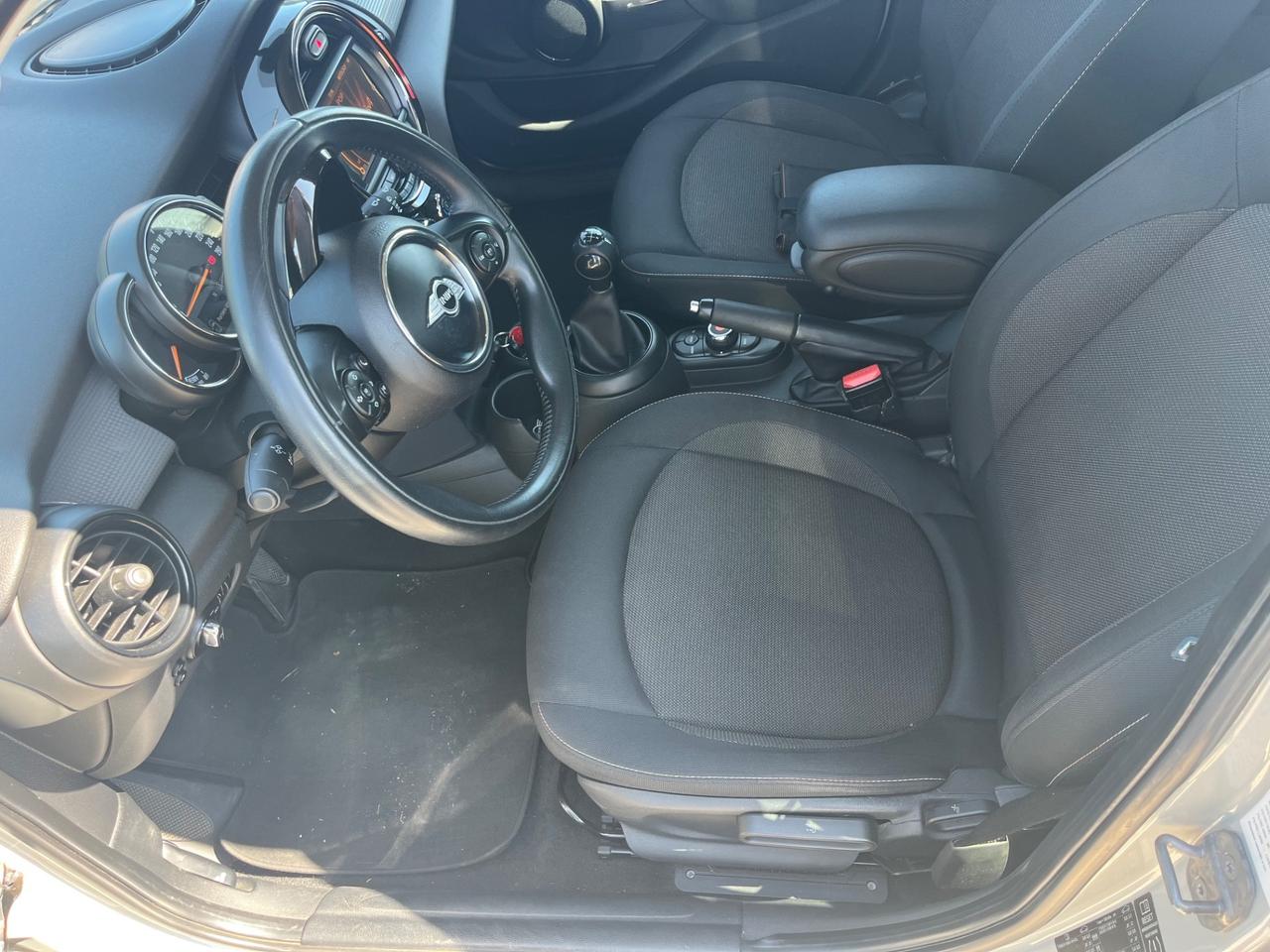 Mini Cooper 1.5 benzina 136 cv