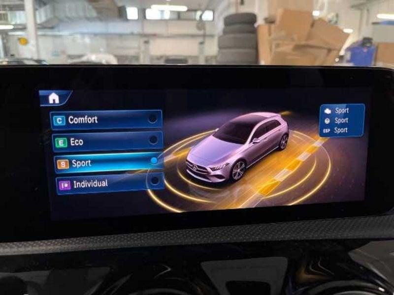 Mercedes-Benz Classe A - W177 2023 A 180 d AMG Line Advanced Plus auto