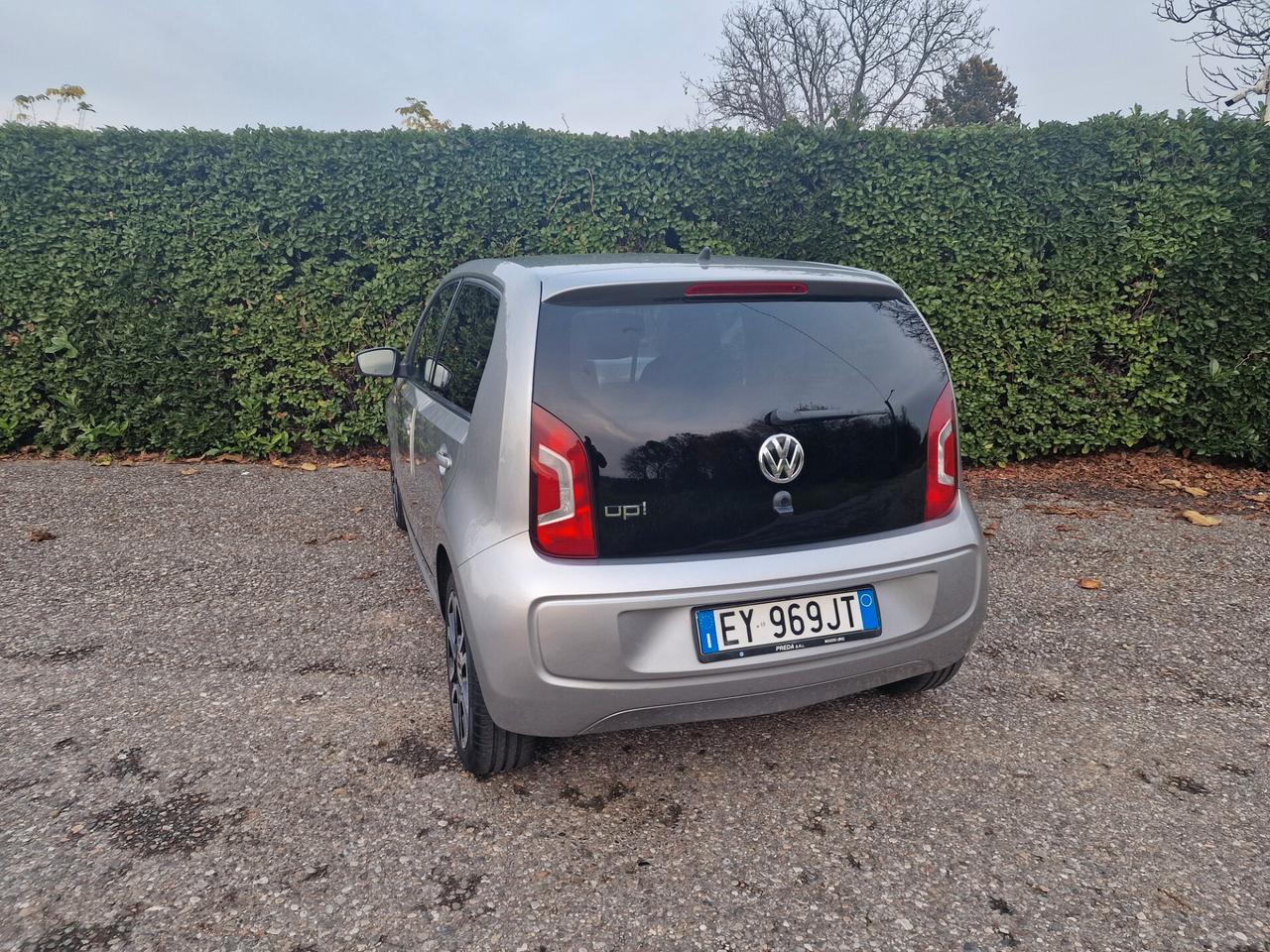 Volkswagen Up 1.0 75cv ASG